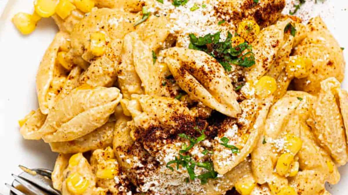 Mexican Street Corn Mac and Cheese