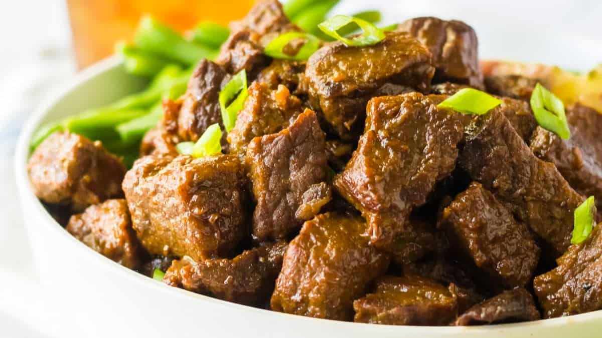 Honey Bourbon Steak Tips (Crock-Pot)