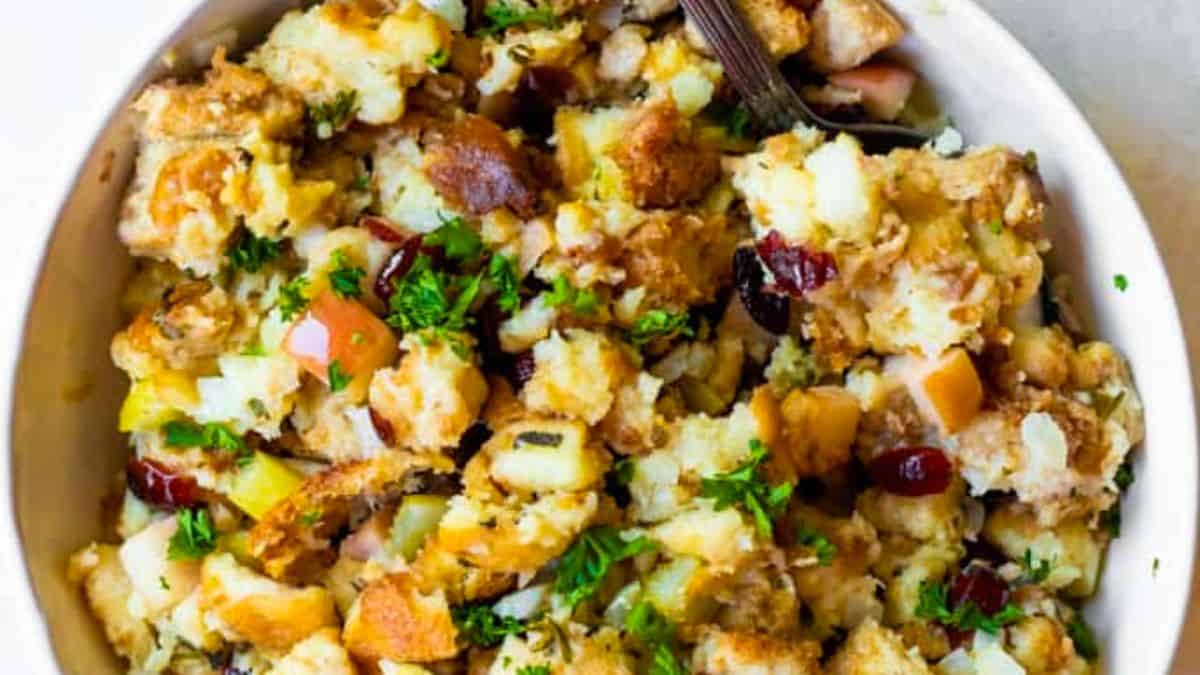 Slow Cooker Cranberry Apple Stuffing