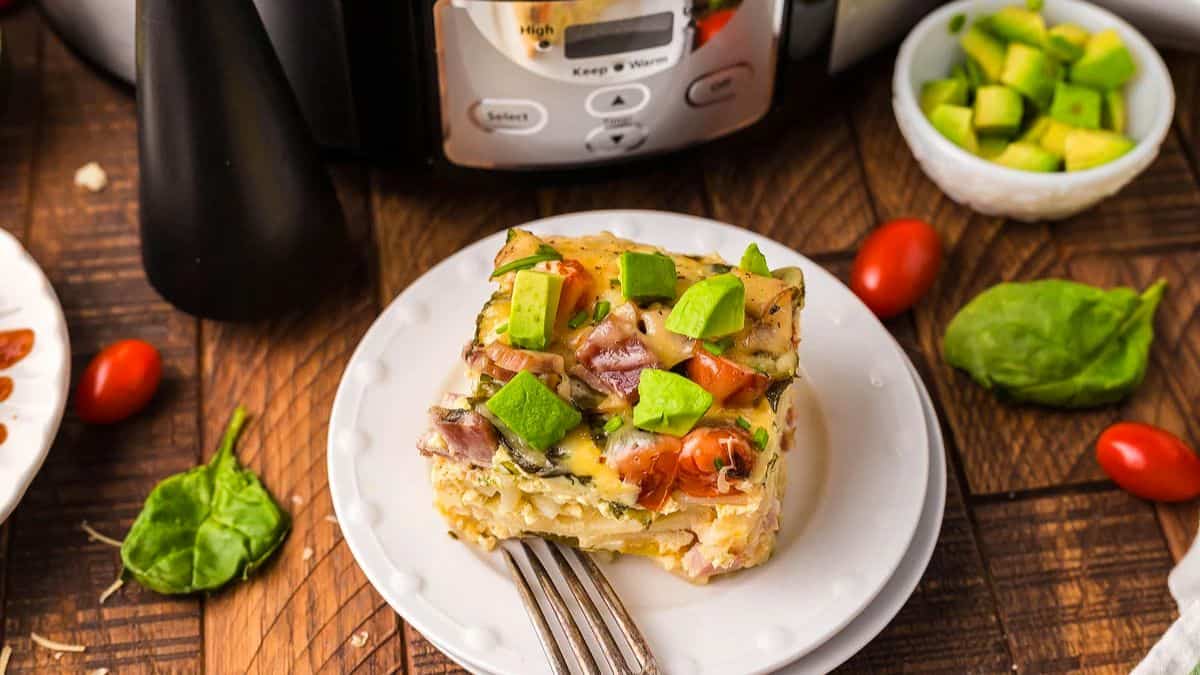 Slow Cooker Overnight Breakfast Casserole