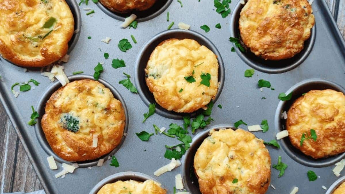 Breakfast Egg Muffins with Broccoli and Cheddar.