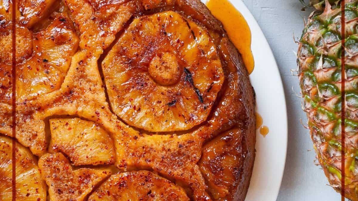 GRILLED SPICY PINEAPPLE UPSIDE DOWN LIME-SCENTED CAKE.