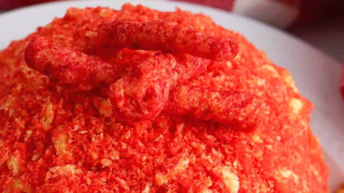 FLAMIN’ HOT CHEETOS CREAM CHEESE BALL.