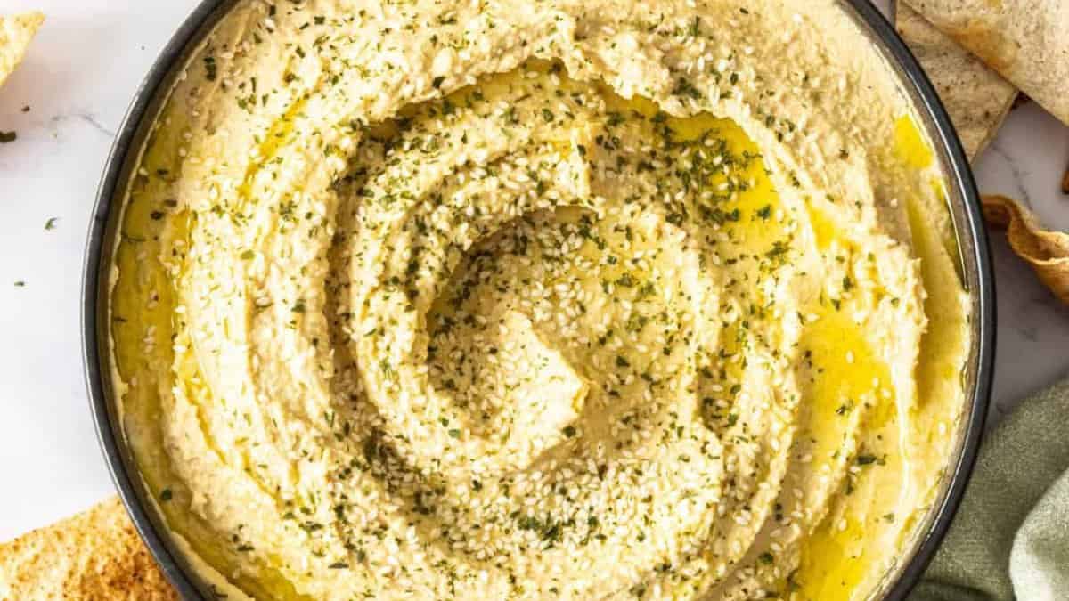 Garlic hummus.