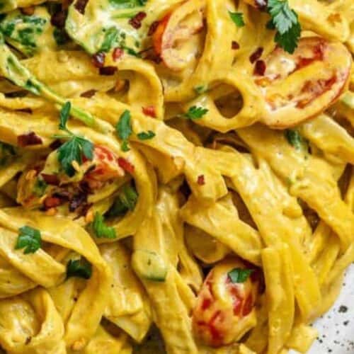 Creamy curry pasta.