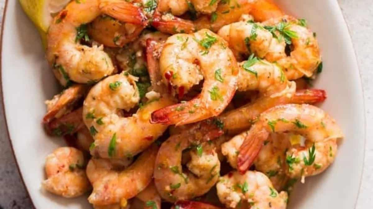 Lemon Garlic Shrimp on a plate.