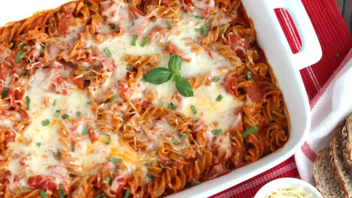 Pizza pasta bake.