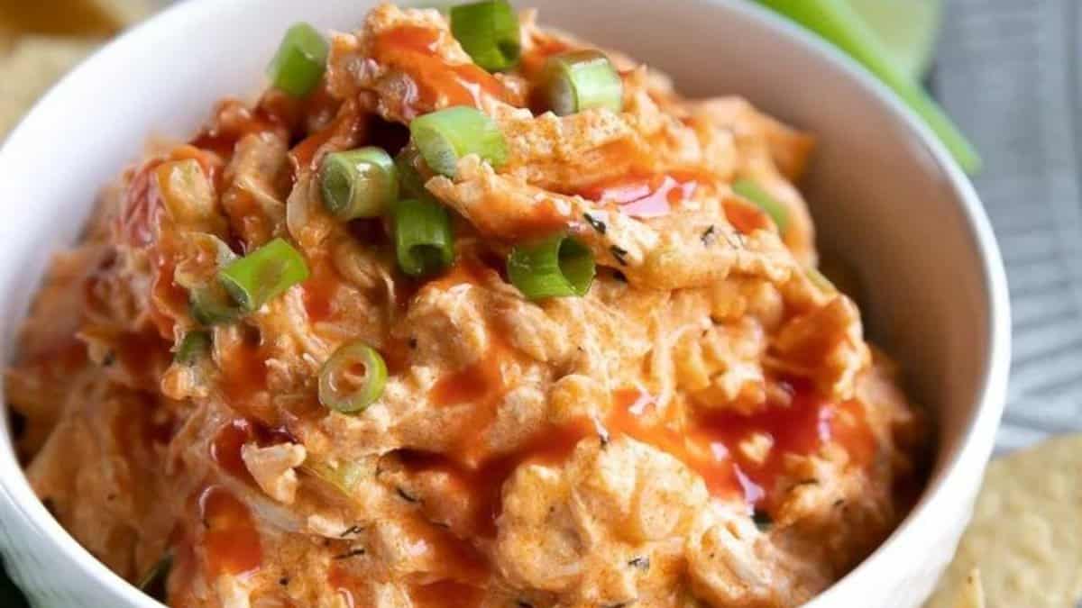 Crock Pot Buffalo Chicken Dip.