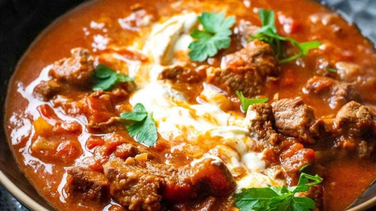 Slow Cooker Goulash.