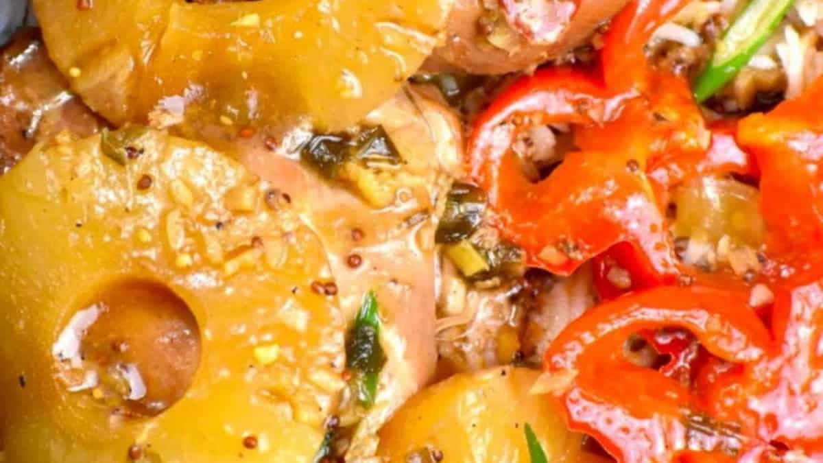 Crock Pot Hawaiian Pineapple Chicken.