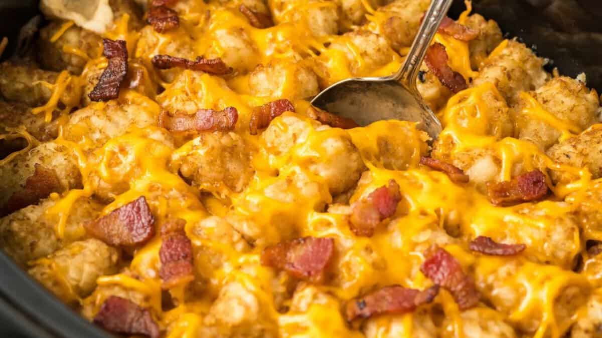 Slow Cooker Bacon Cheeseburger Tater Tot Casserole.