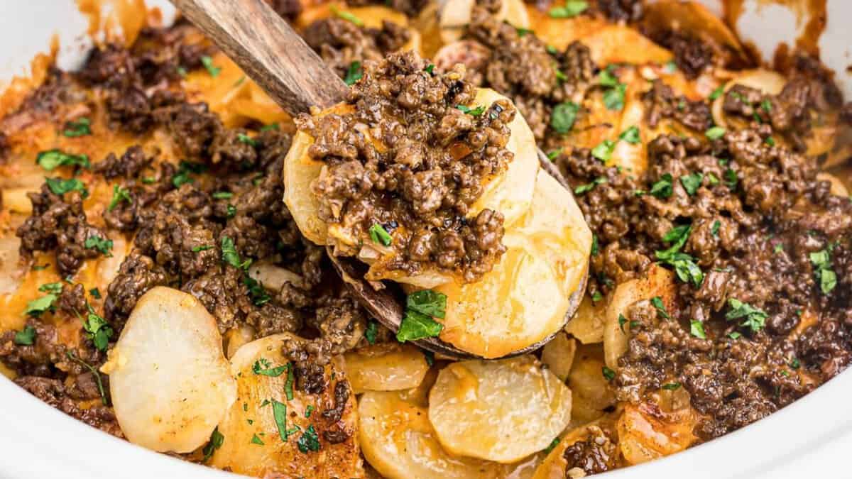 Slow Cooker Beef and Potato Au Gratin.