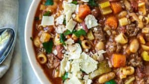 Hamburger minestrone.