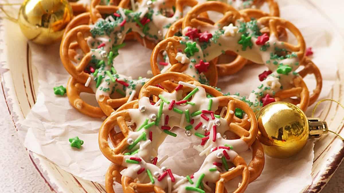 Pretzel Wreaths.