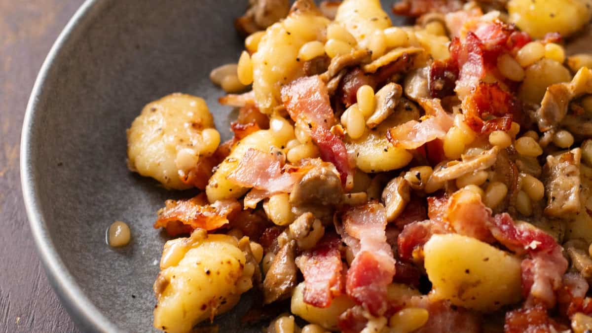 Gnocchi with bacon and mushrooms.