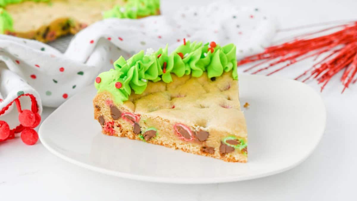 Christmas Cookie Cake.