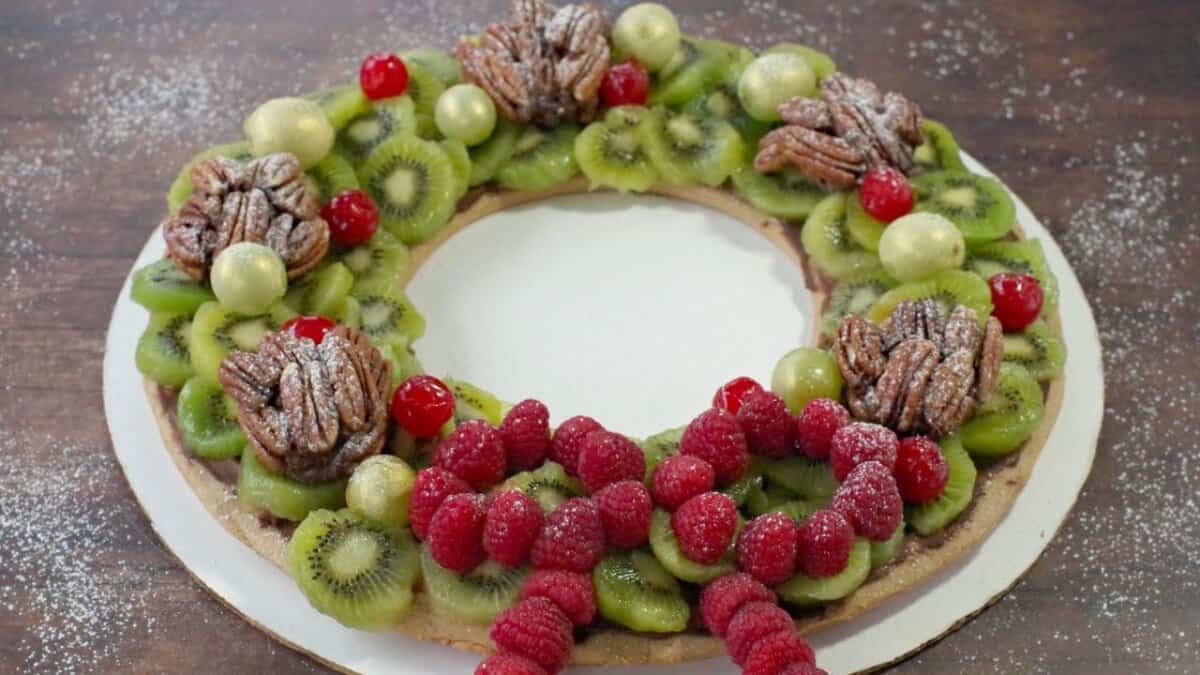 Gingerbread Fruit Christmas Wreath.