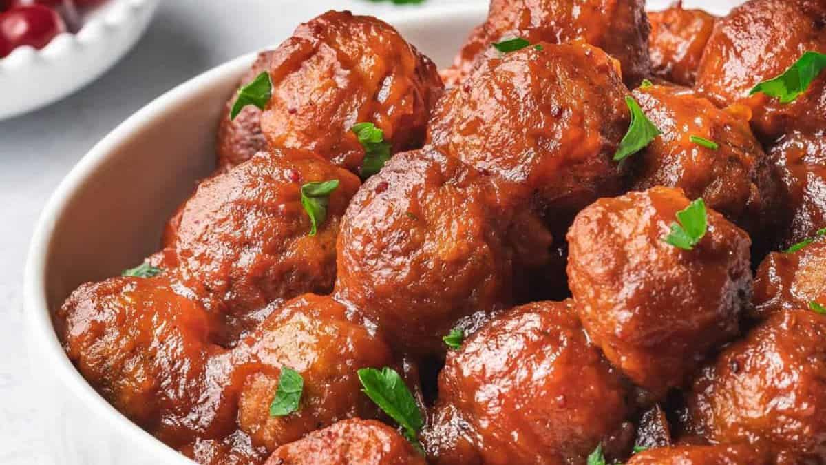 Slow Cooker Cranberry Meatballs.