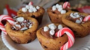 Hot chocolate cookie cups.