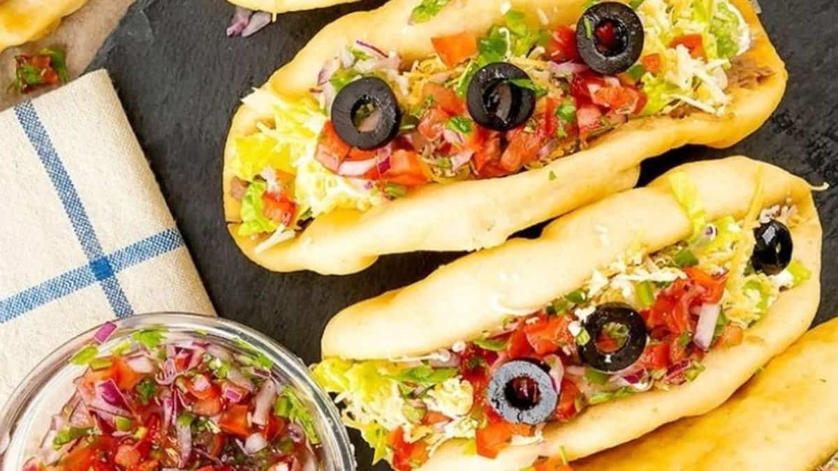 Chalupa Supreme Recipe (Taco Bell Copycat).