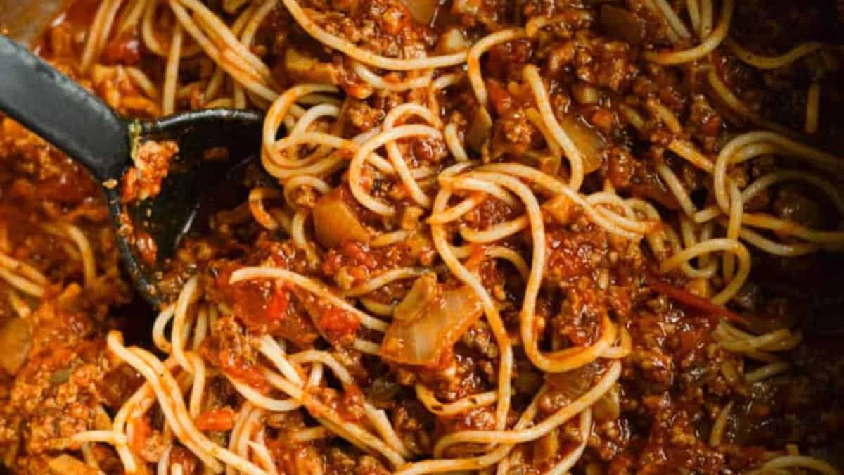 Mushroom Spaghetti Sauce with Ground Beef.