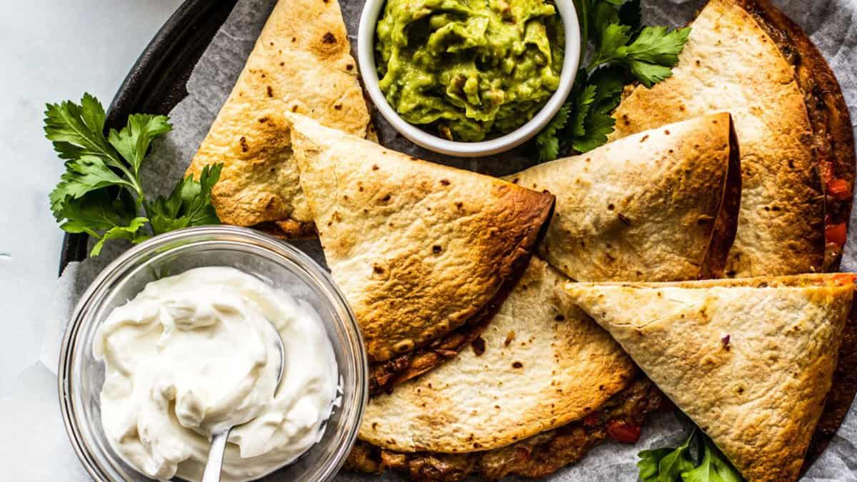 Spicy Baked Quesadillas with Jalapeño Mackerel.