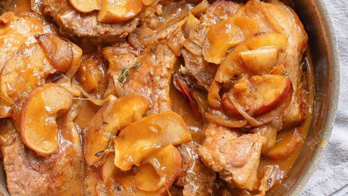 Braised Pork Chops with Apples.