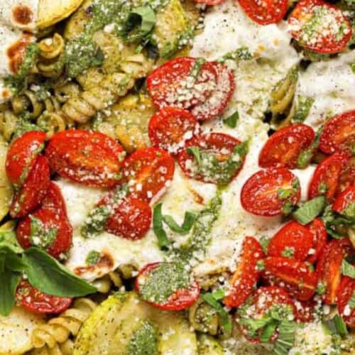 Pesto pasta bake.