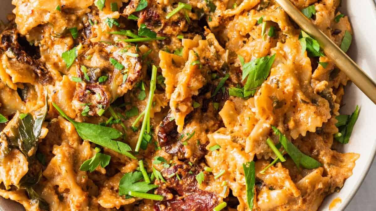 Creamy One-Pot Sun-dried Tomato Pasta with Coconut Milk.