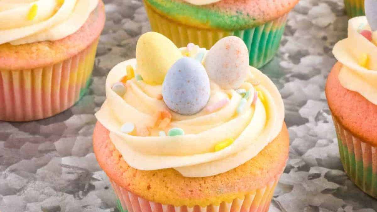 Easter cupcakes.