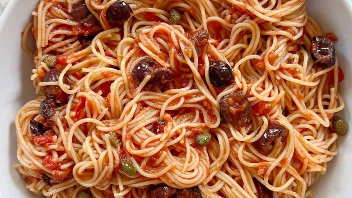Pasta Puttanesca.