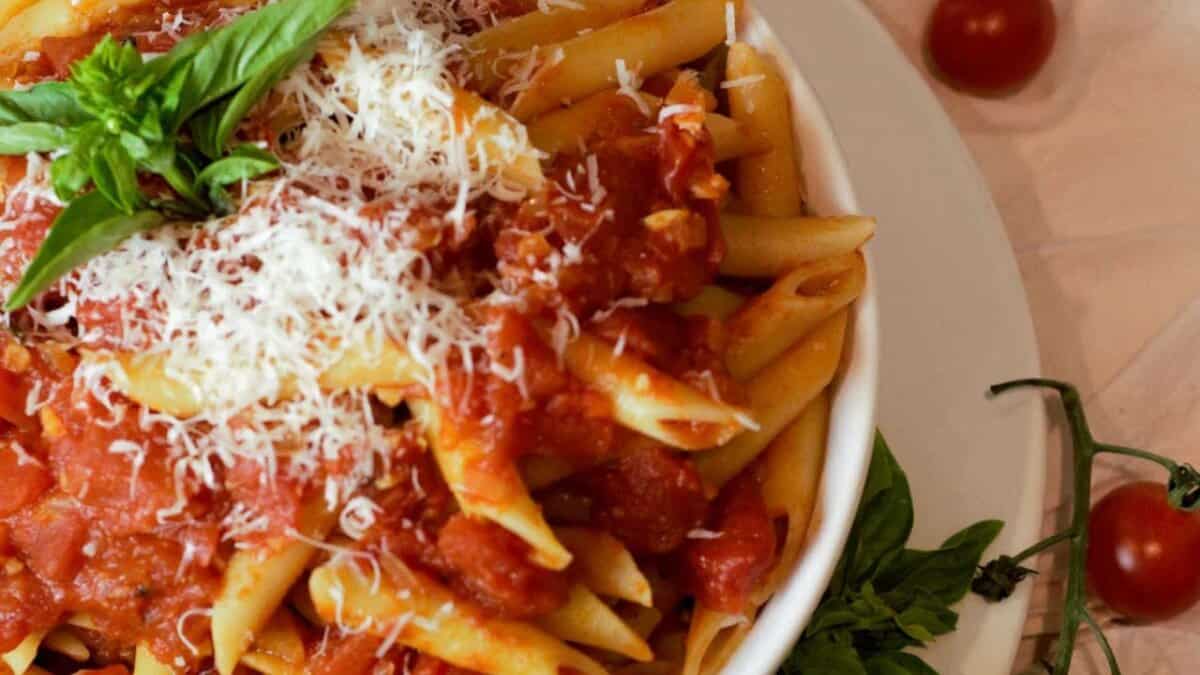 Penne Napoli.