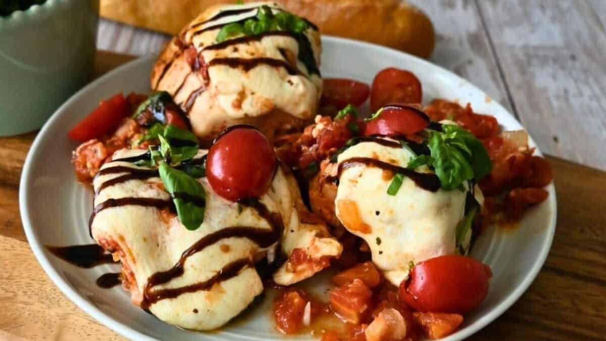 Slow Cooker Chicken Caprese.