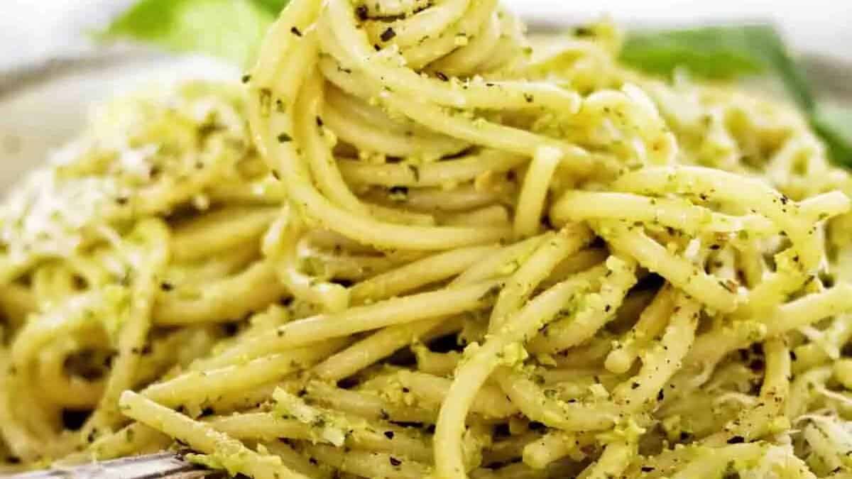 Spaghetti Al Pesto.