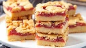 Rhubarb crumble bars.
