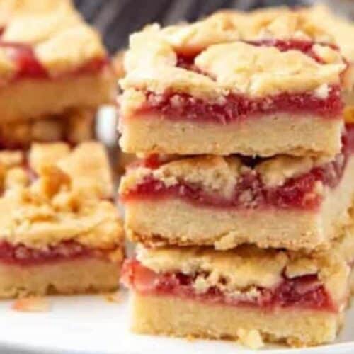 Rhubarb crumble bars.