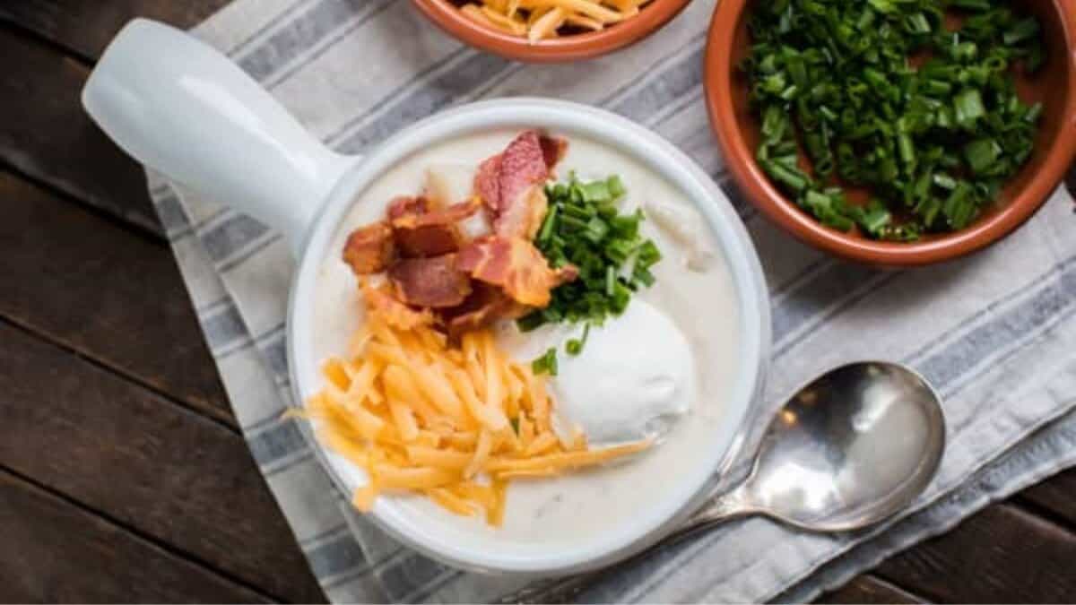 Slow Cooker Loaded Chicken Bacon Potato Soup.