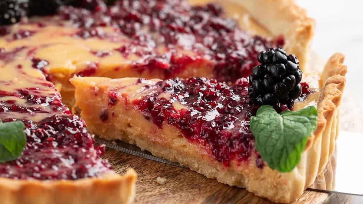 Lemon Blackberry Swirl Tart (With Buttery Shortbread Crust).