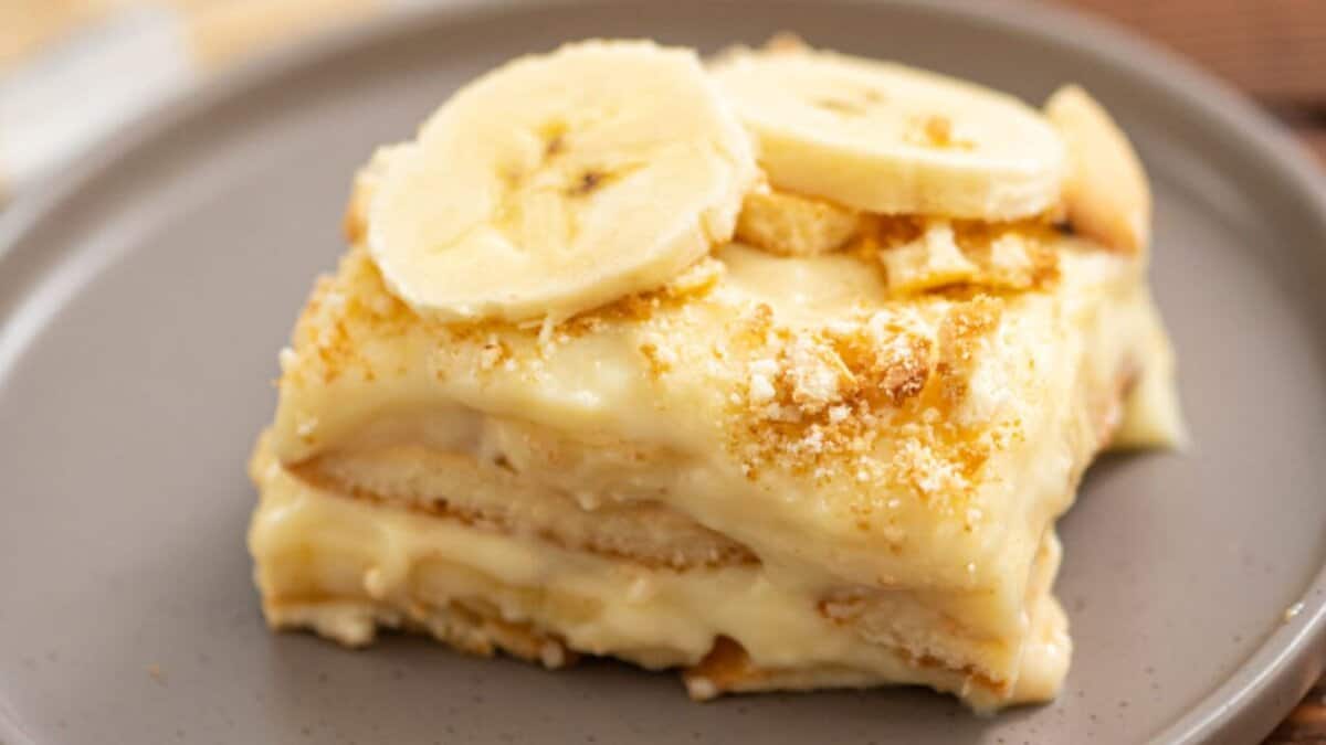 Old-Fashioned Homemade Banana Pudding.