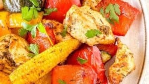 Chicken and veggies.