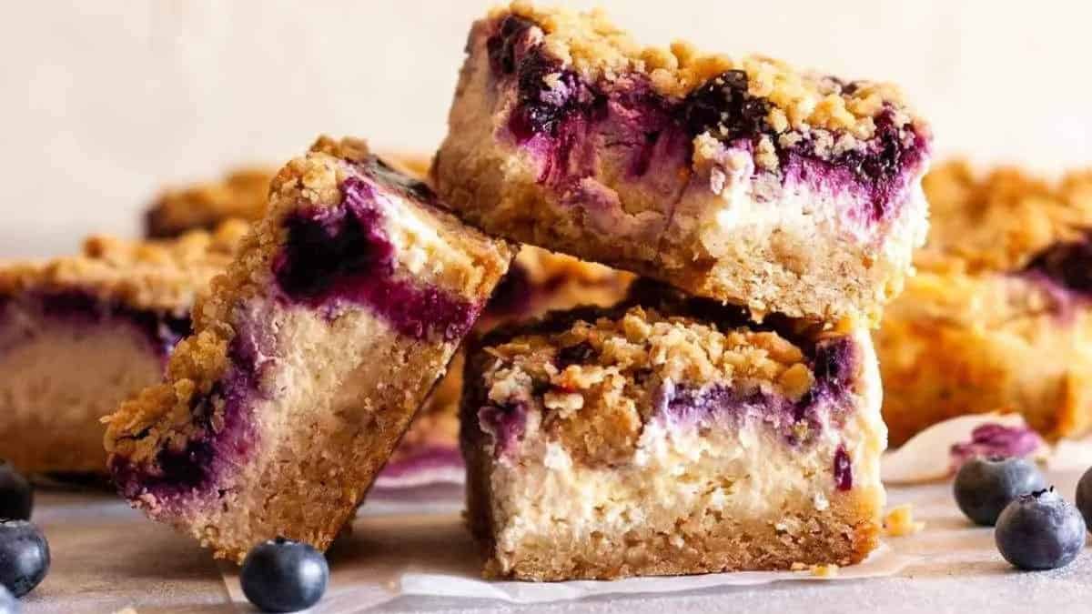 Blueberry Cheesecake Crumble Bars.