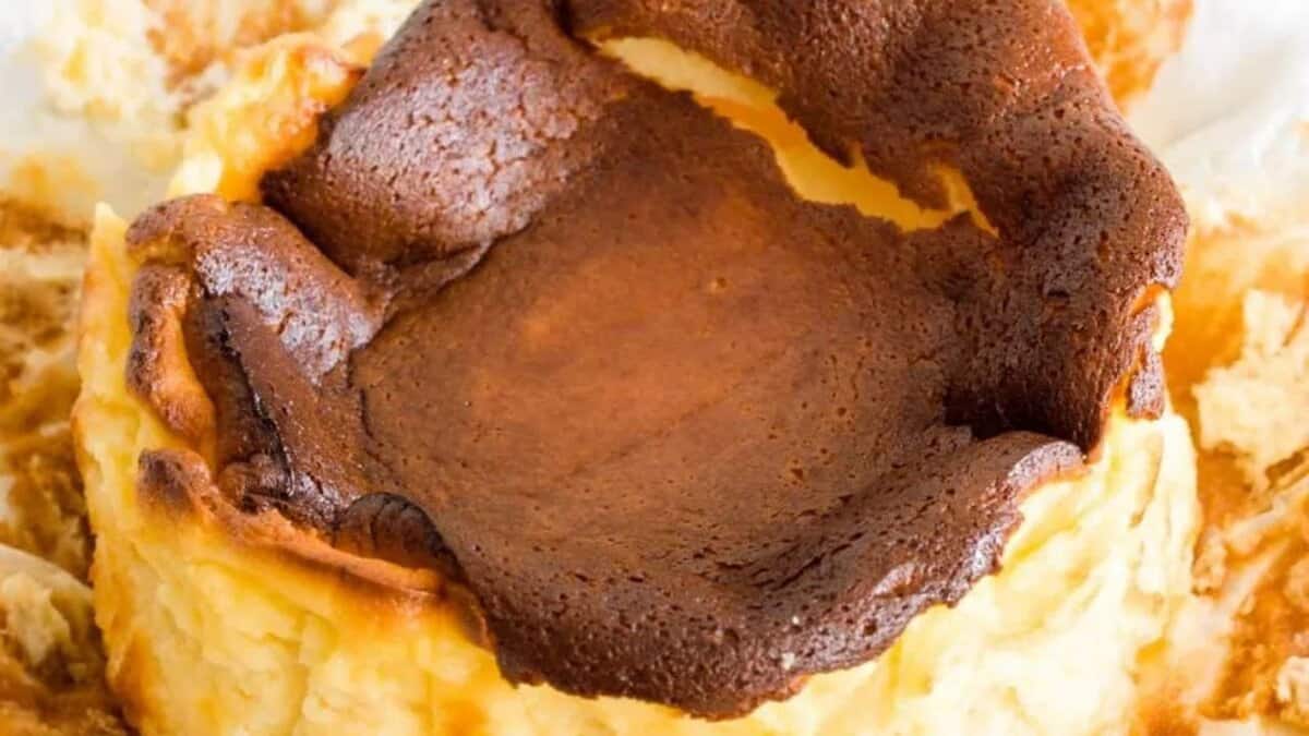 Mini Burnt Cheesecake.