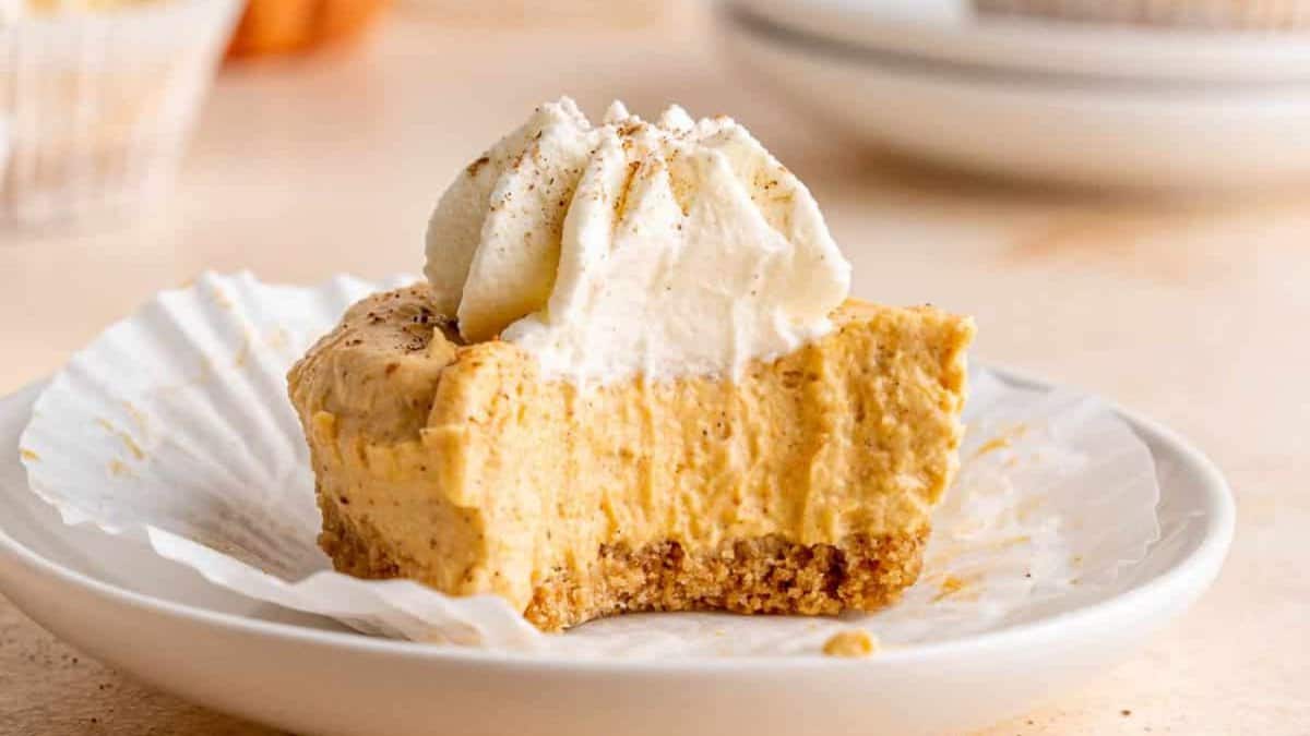 No Bake Mini Pumpkin Cheesecakes.