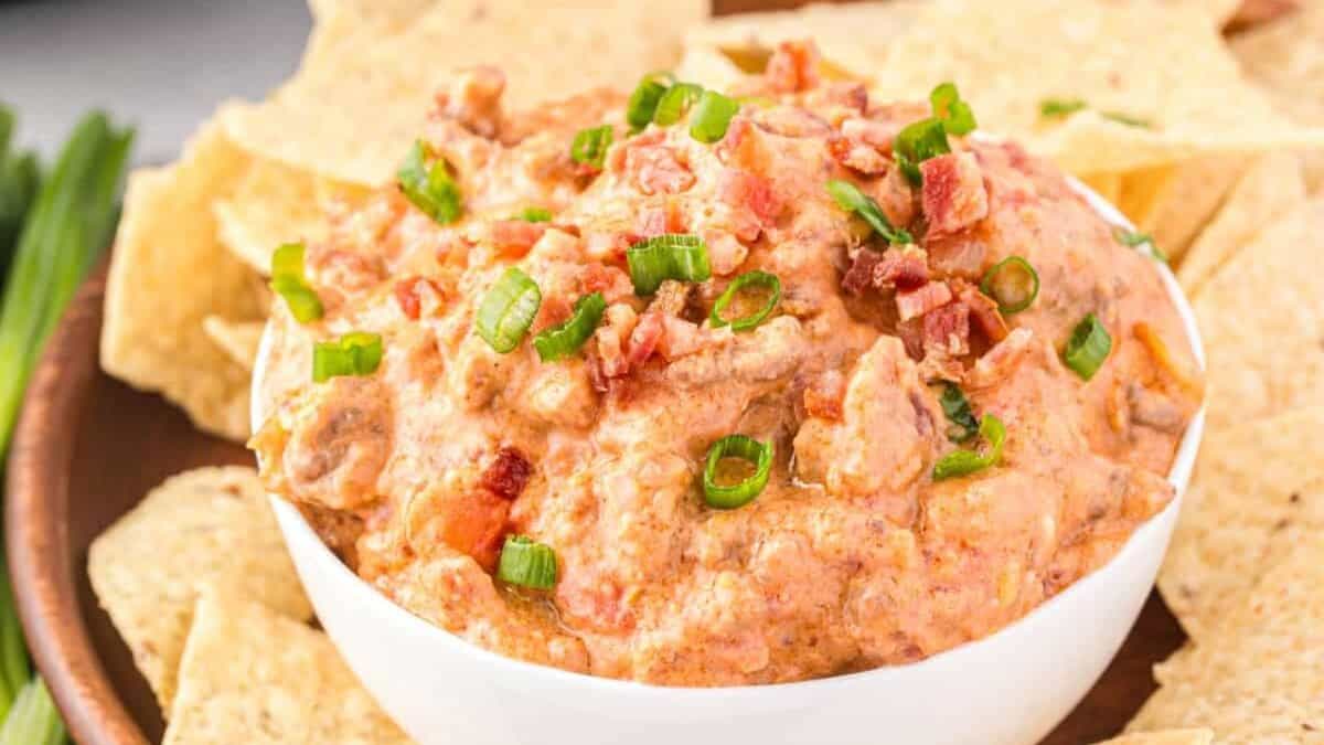 Slow Cooker Cheeseburger Dip.