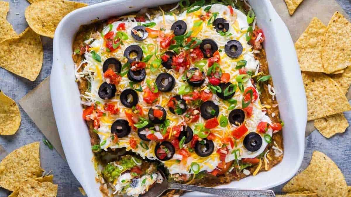 Mexican Layer Dip (7 Layer Dip).