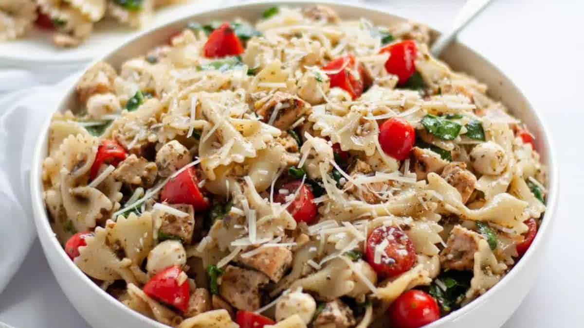 Pesto Pasta Salad with Chicken.