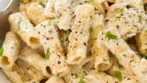 Chicken alfredo.