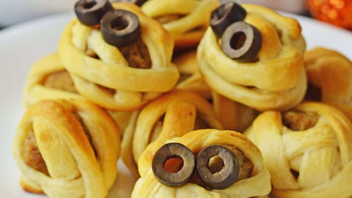 Halloween Mummy Meatballs.