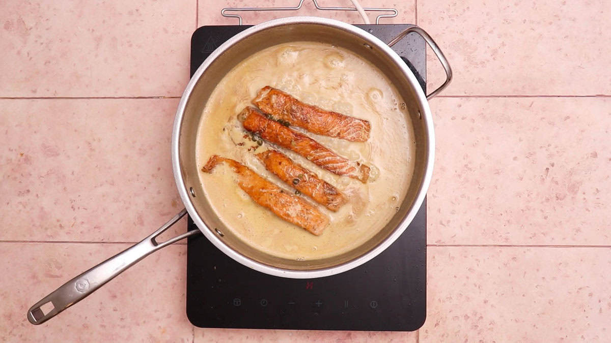 Finished salmon piccata.