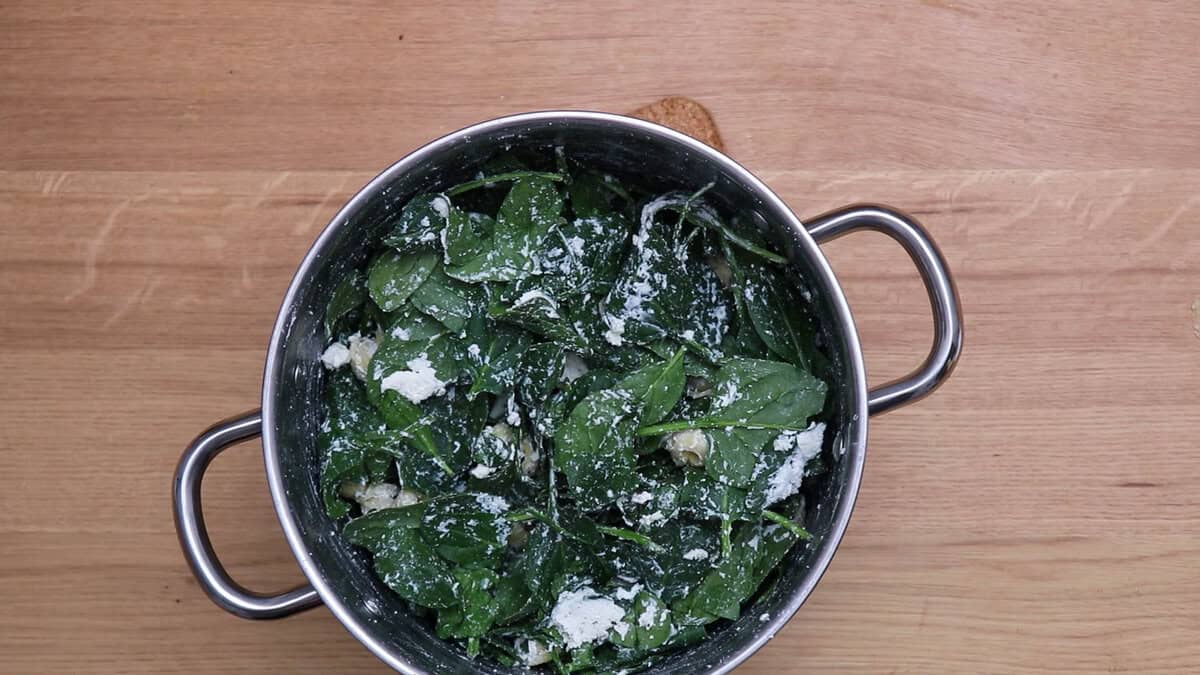 Tortellini mixed with spinach and ricotta.